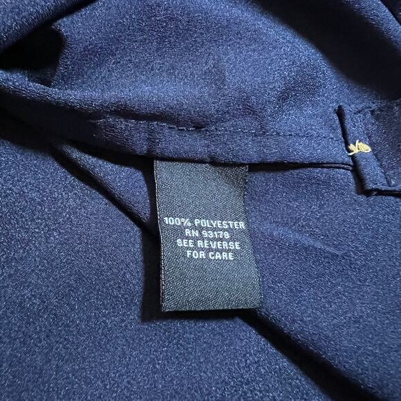 Premise Studio V-Neck Button Up Shirt Size Large Coastal Career Minimalist - Picture 6 of 8